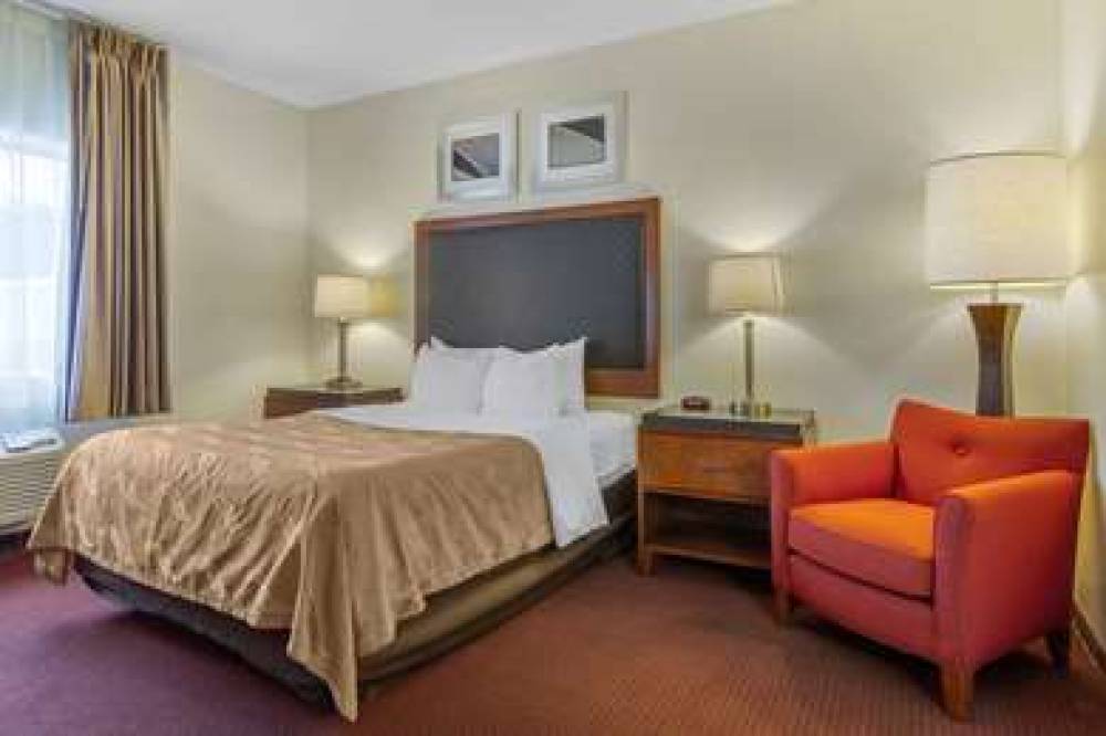 Quality Inn And Suites 10