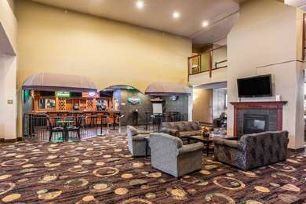 Quality Inn And Suites 5