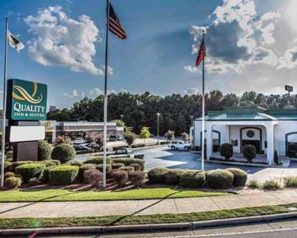 Quality Inn And Suites 1