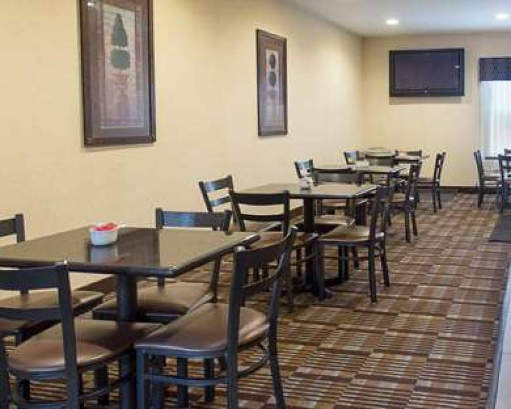Quality Inn And Suites Quantico 4