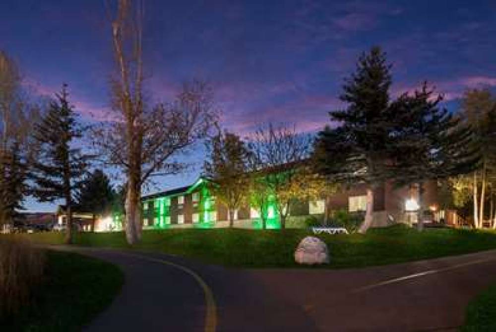 Quality Inn And Suites Steamboat Springs 6