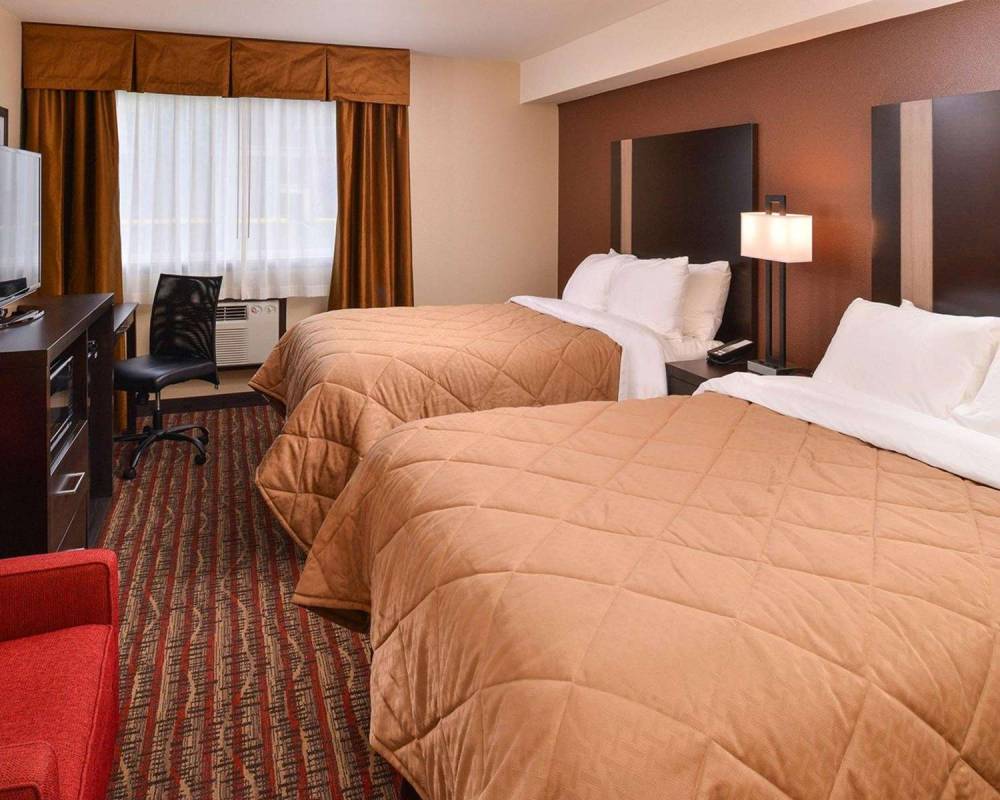 QUALITY INN AND SUITES TACOMA - SEA 10