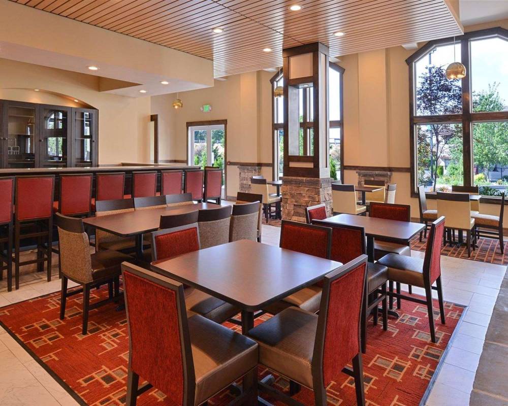 QUALITY INN AND SUITES TACOMA - SEA 4