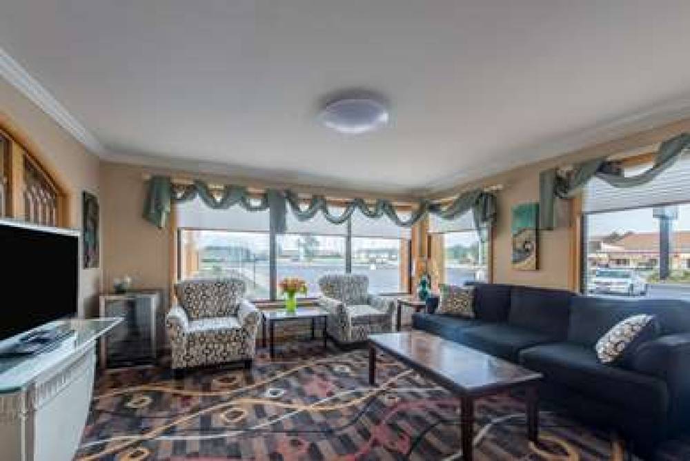 QUALITY INN AND SUITES UNIVERSITY A 5