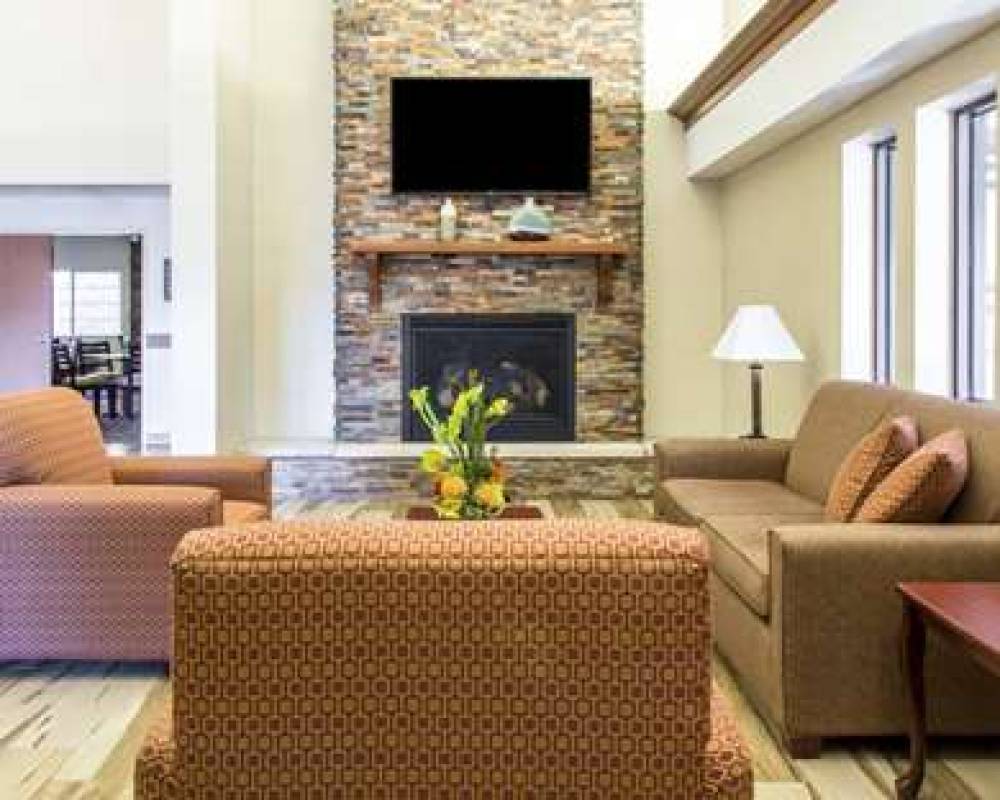 QUALITY INN AND SUITES VAIL VALLEY 5