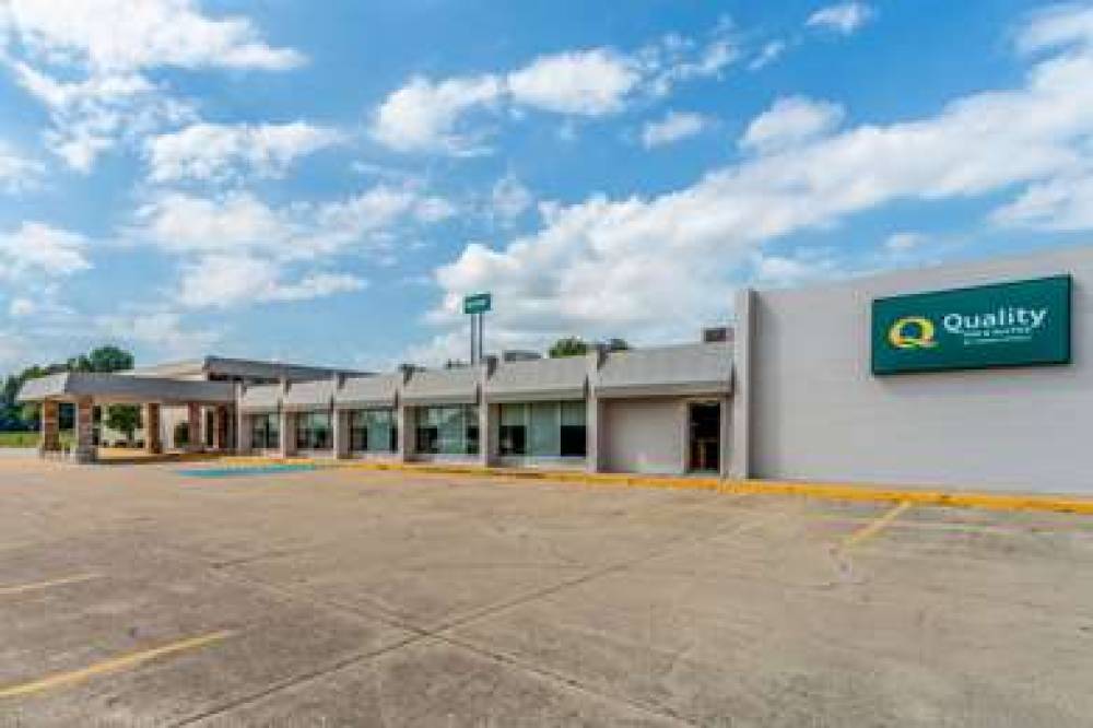 QUALITY INN AND SUITES VANDALIA NEA 5