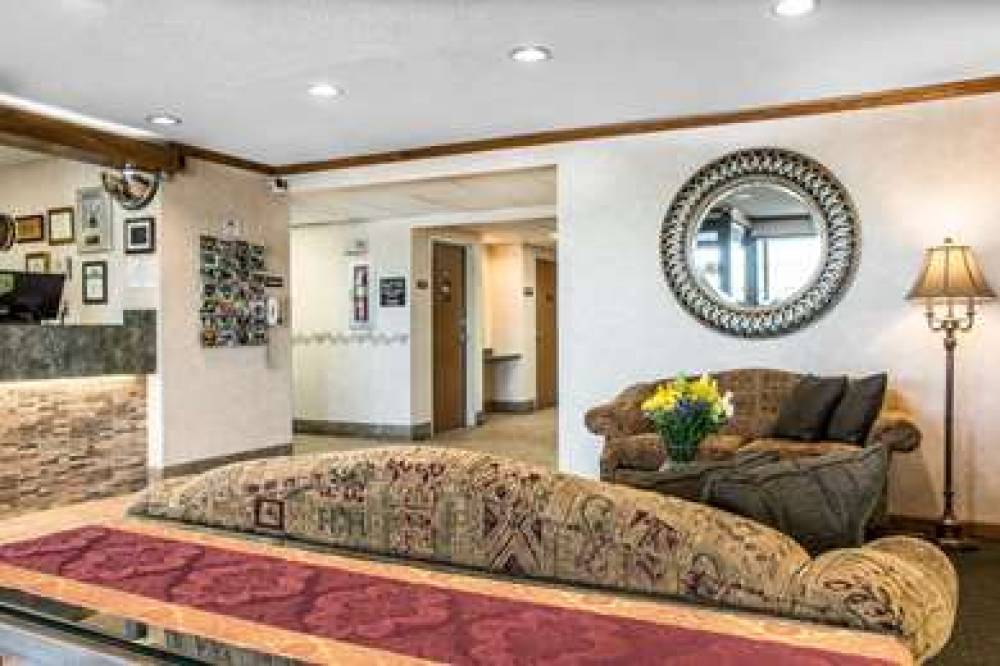 QUALITY INN ARENA 4