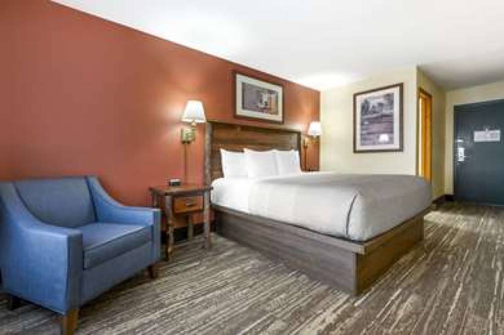 QUALITY INN ASHLAND - LAKE SUPERIOR 10