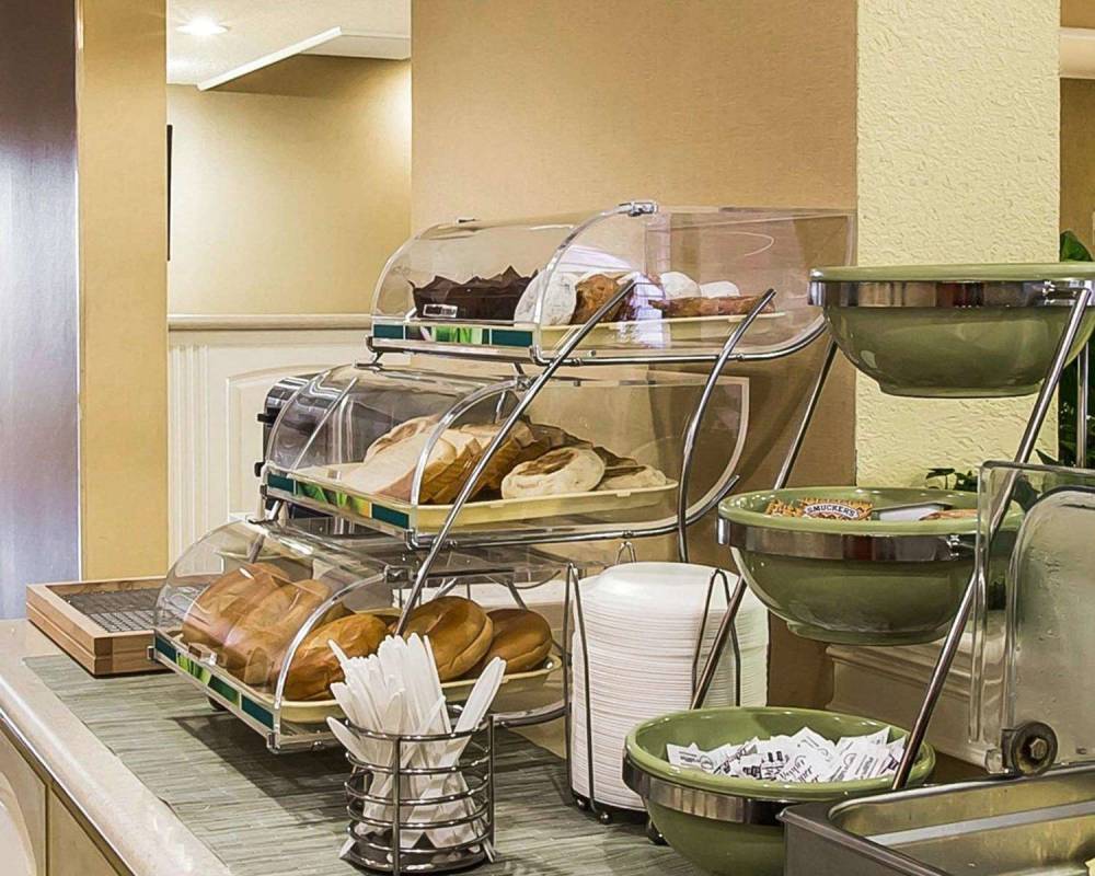 QUALITY INN AT THE MALL - VALDOSTA 3