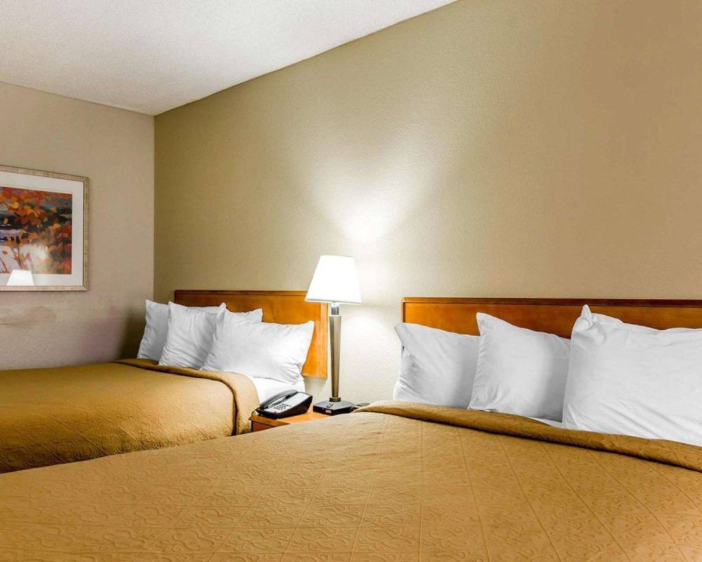 QUALITY INN AT THE MALL - VALDOSTA 9