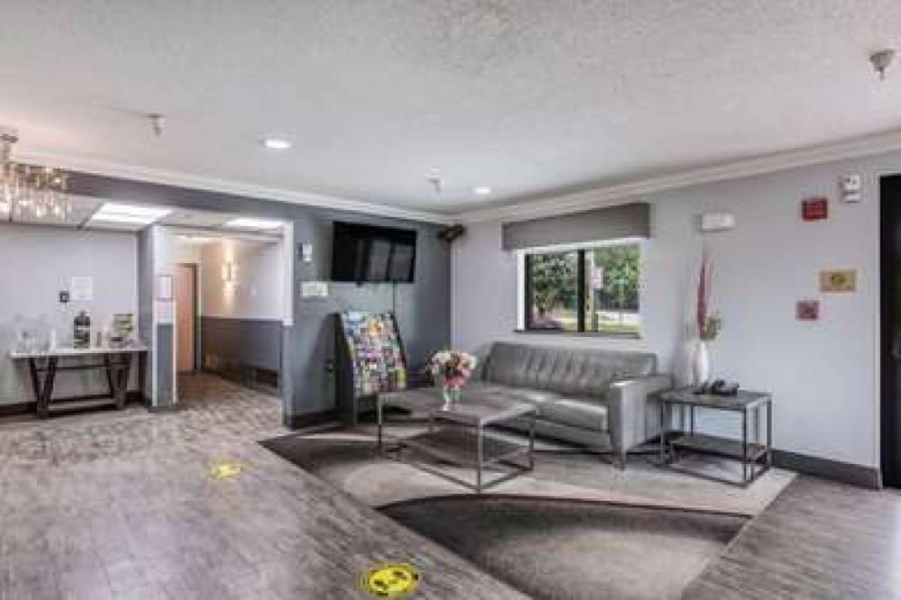 QUALITY INN ATLANTA AIRPORT-CENTRAL 6
