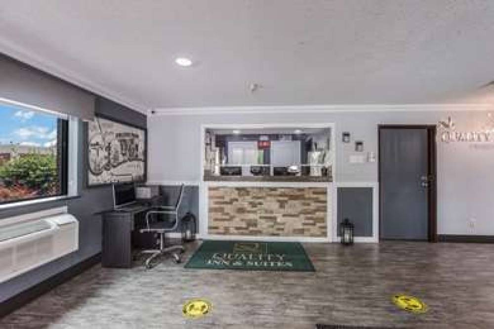 QUALITY INN ATLANTA AIRPORT-CENTRAL 4