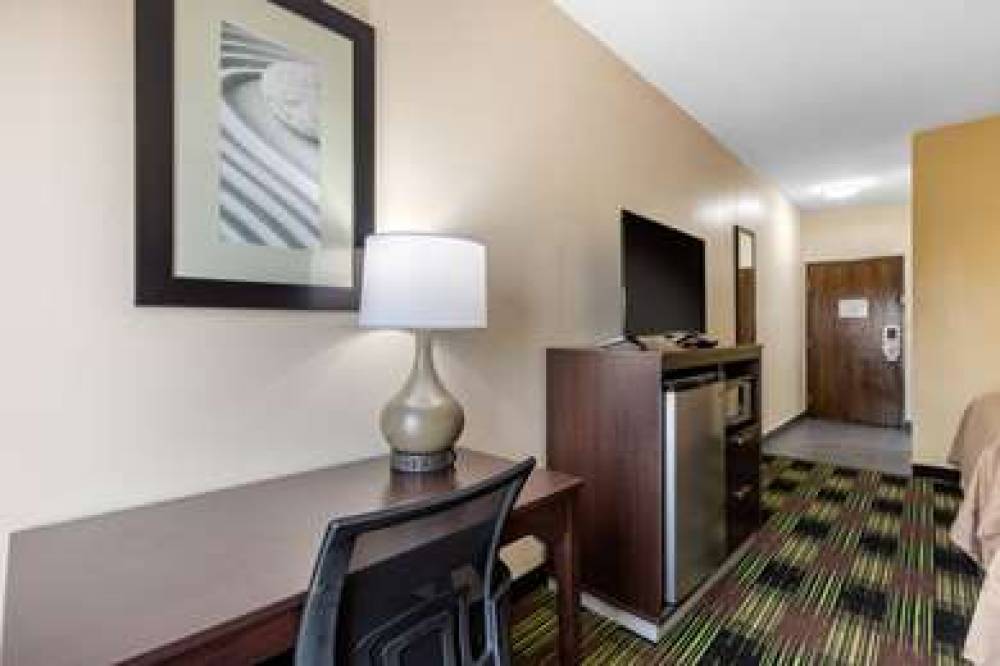 QUALITY INN CADIZ 9