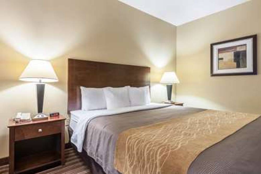 QUALITY INN CLARKSDALE 4