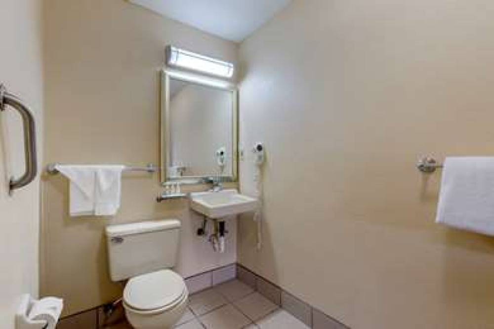 QUALITY INN COLUMBUS-EAST 8