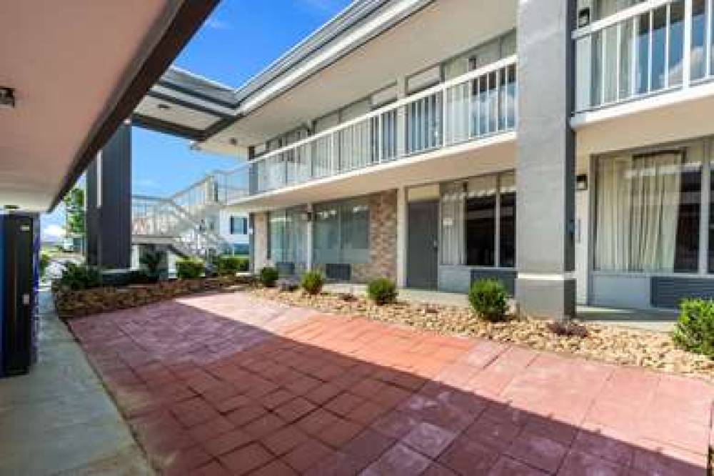 QUALITY INN CONCORD KANNAPOLIS 6