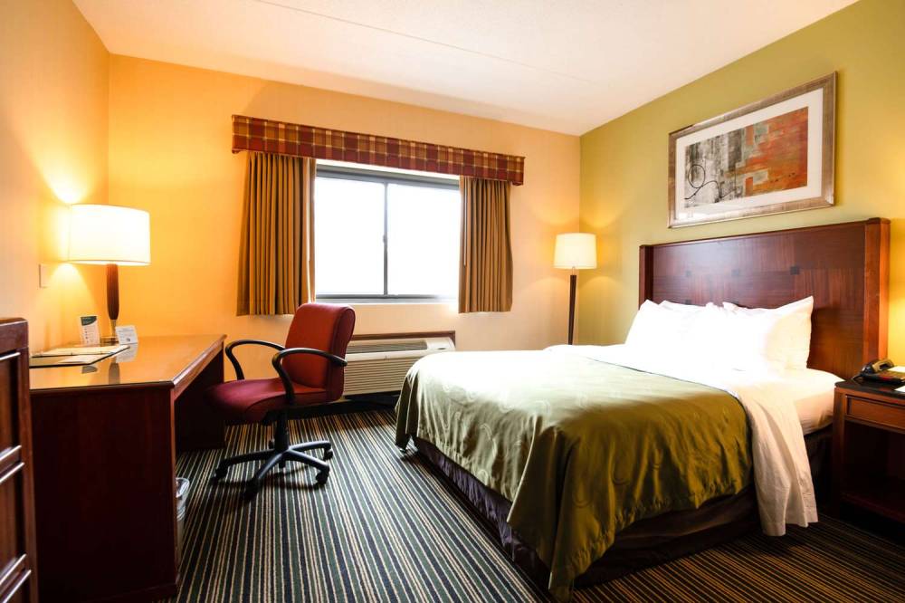 Quality Inn Cromwell 9