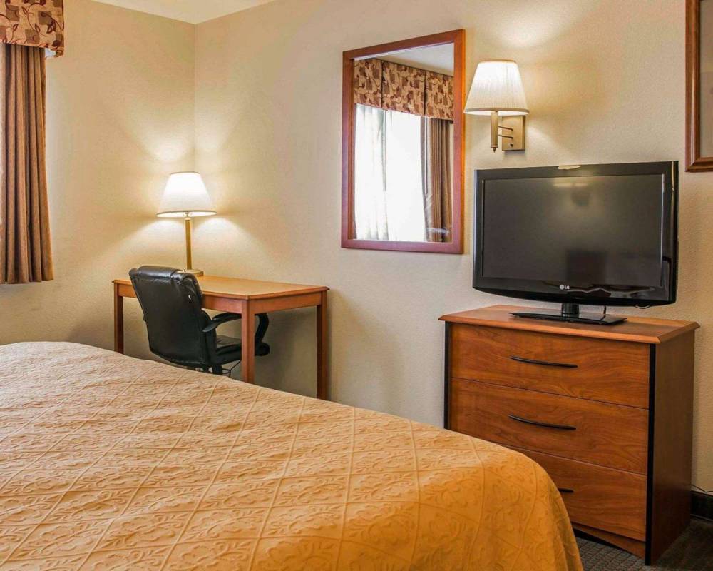 Quality Inn Durand 10