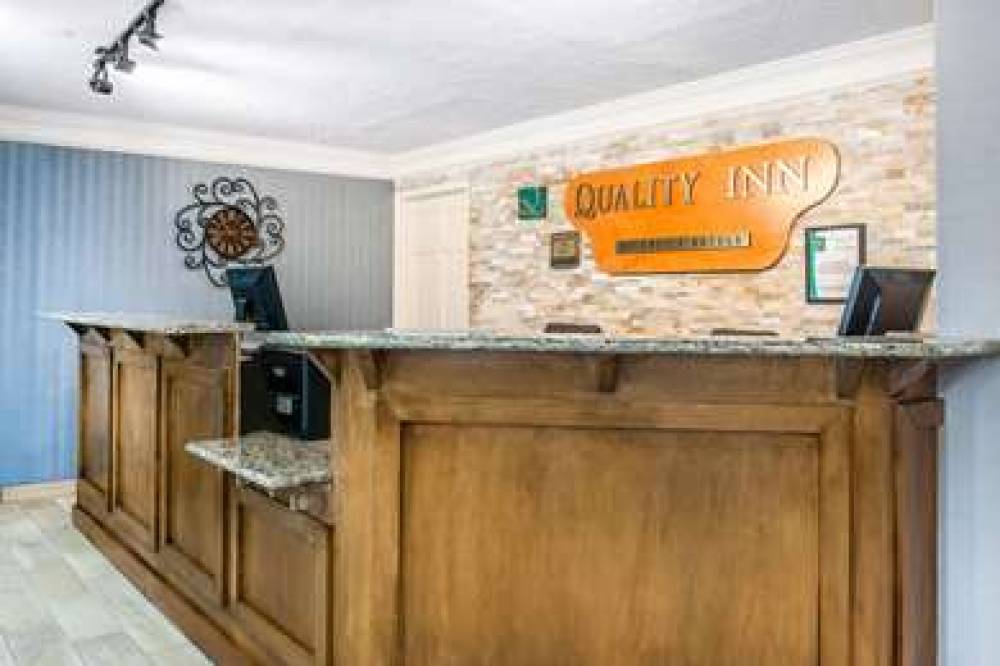 QUALITY INN FINDLAY 6
