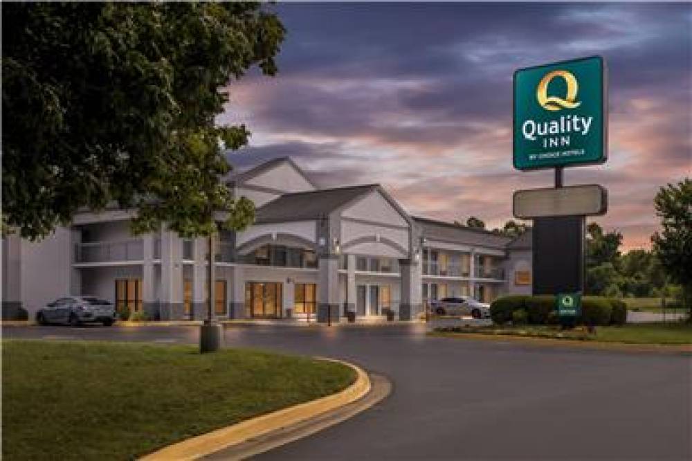 QUALITY INN FORT CAMPBELL 10