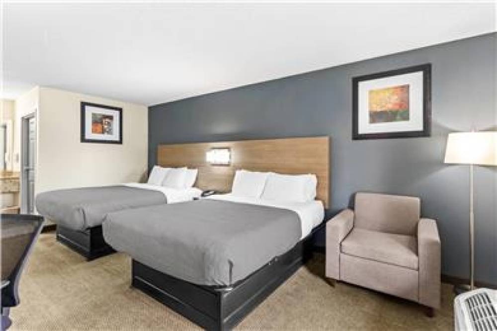 QUALITY INN FORT CAMPBELL 4
