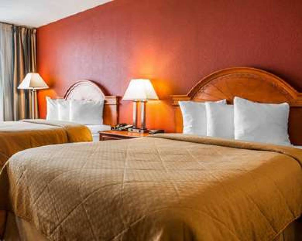 Quality Inn Fort Dodge 9