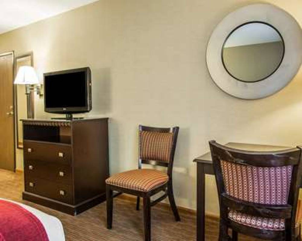 QUALITY INN GREENVILLE NORTH 7