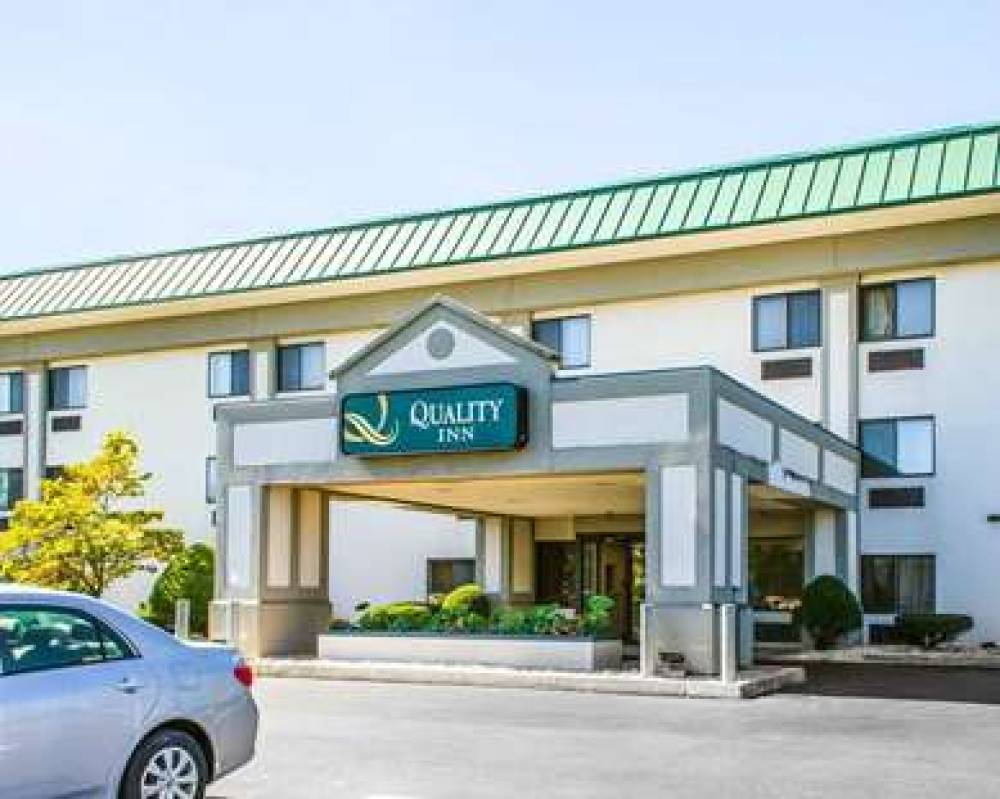 QUALITY INN HARRISBURG - HERSHEY AR 4