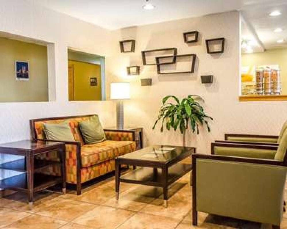 QUALITY INN HARRISBURG - HERSHEY AR 5
