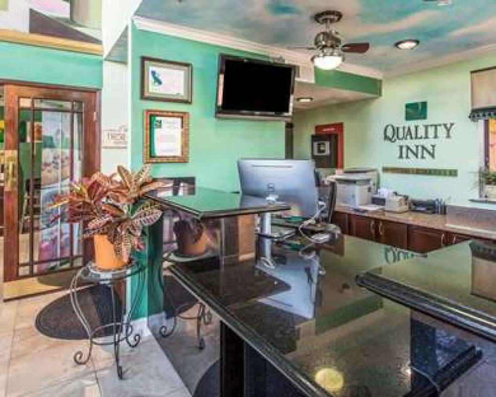 Quality Inn Hemet 6