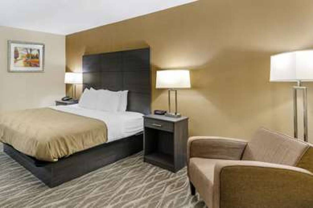 QUALITY INN HILLSVILLE 1