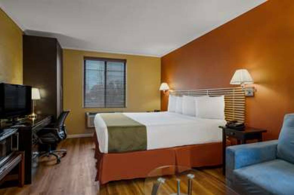 QUALITY INN JFK AIRPORT ROCKAWAY BL 7