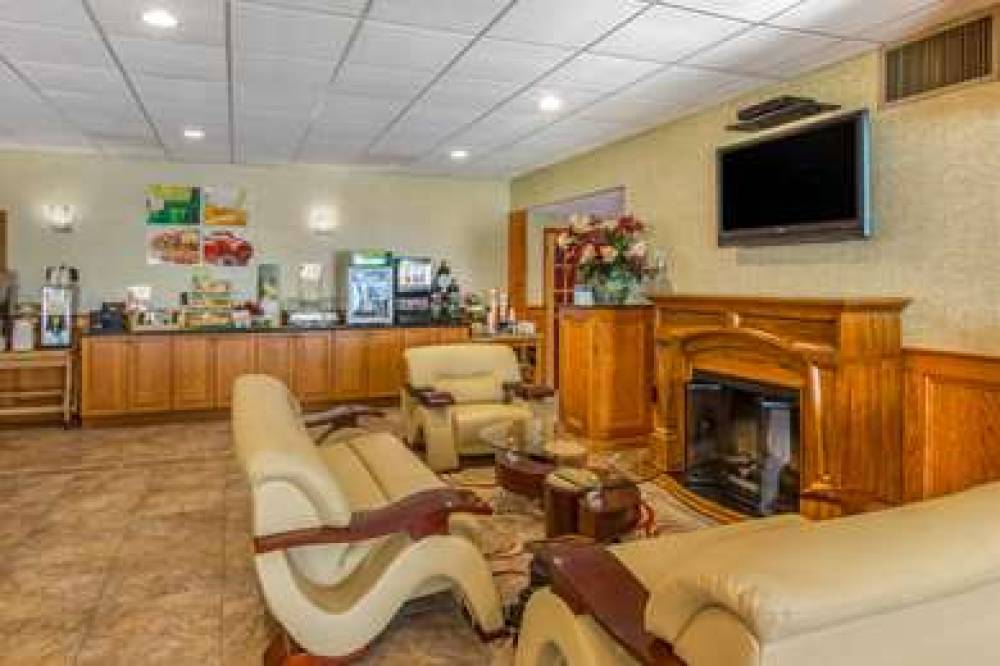 Quality Inn Ledgewood 4
