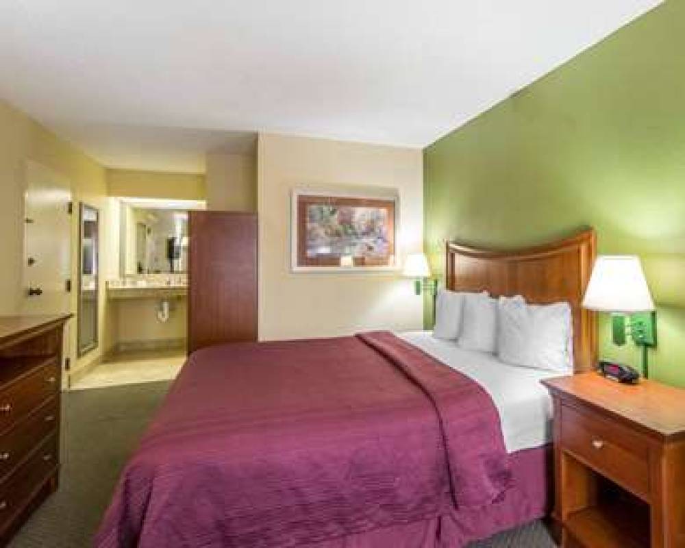 QUALITY INN MERCHANTS DRIVE 10