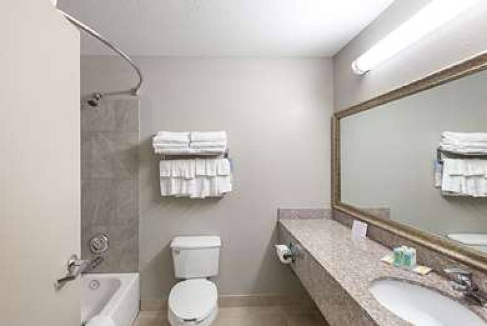 Quality Inn Mesquite - Dallas East 8