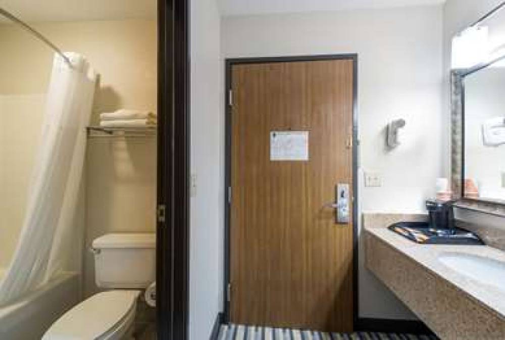 QUALITY INN MICHIGAN CITY 7
