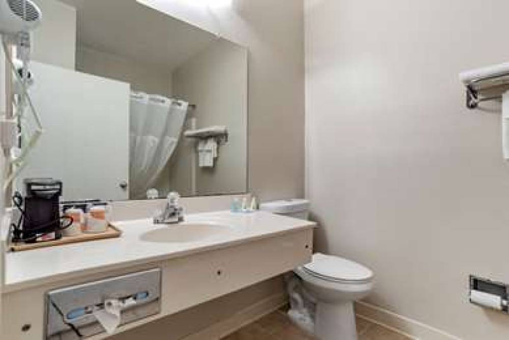 QUALITY INN MOULTRIE 5
