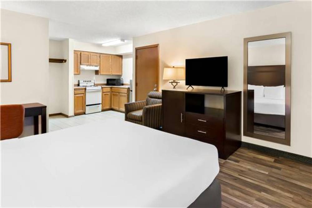 QUALITY INN MOUNT VERNON 4