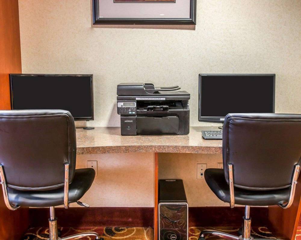QUALITY INN NEAR INTERSTATE I94 8