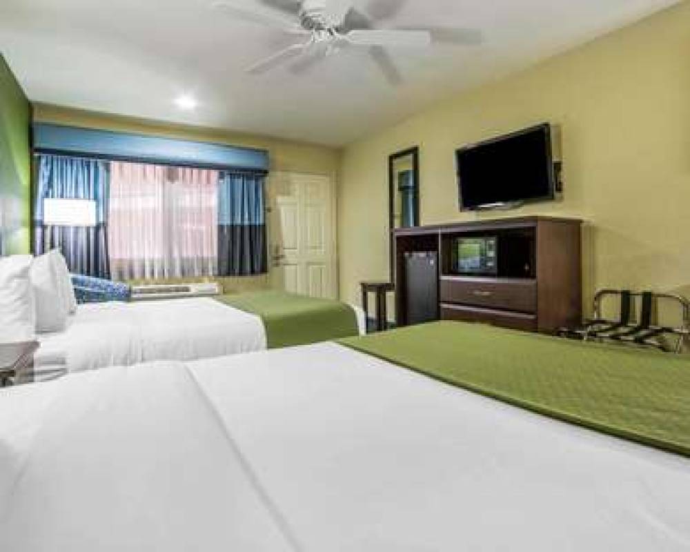 QUALITY INN NEEDLES 9