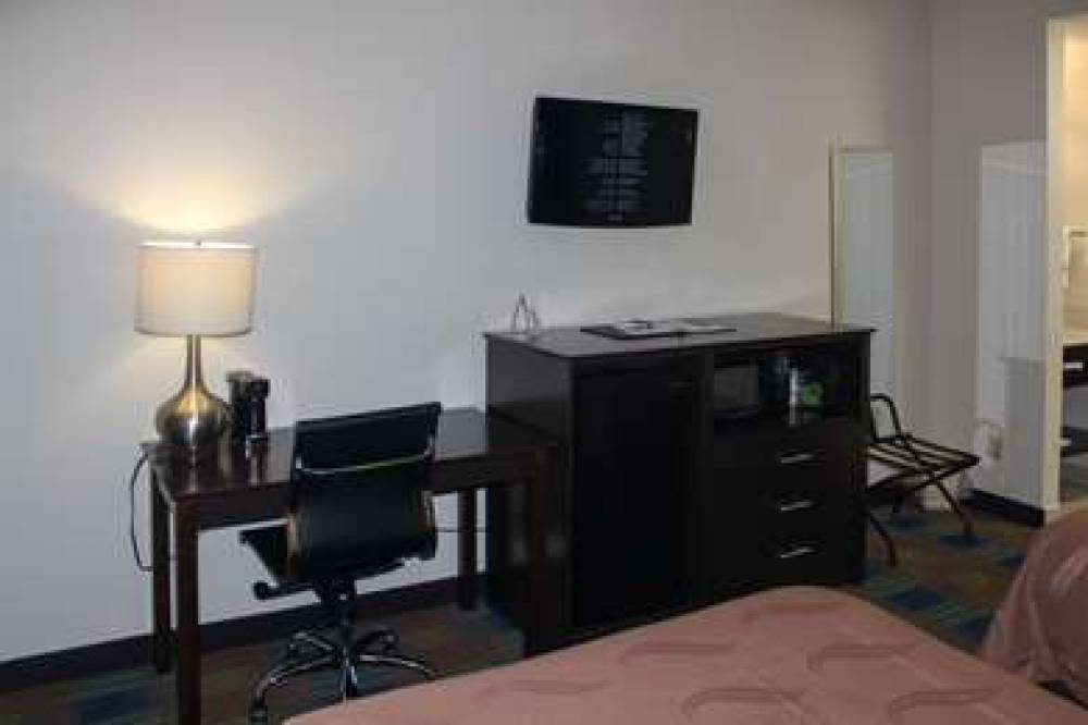 QUALITY INN NORTH VERNON 10