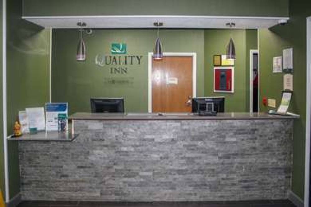 QUALITY INN NORTH VERNON 4
