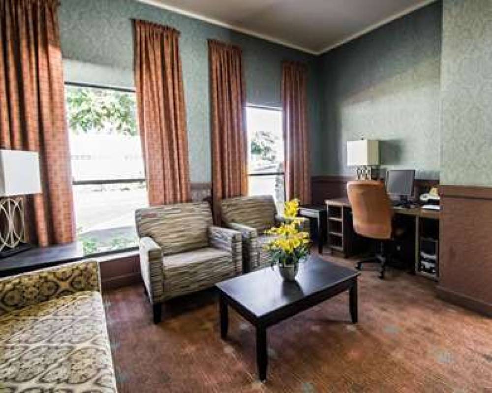 Quality Inn Orange City 6
