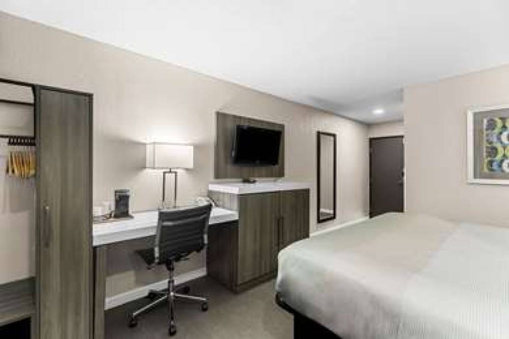QUALITY INN OSKALOOSA 10