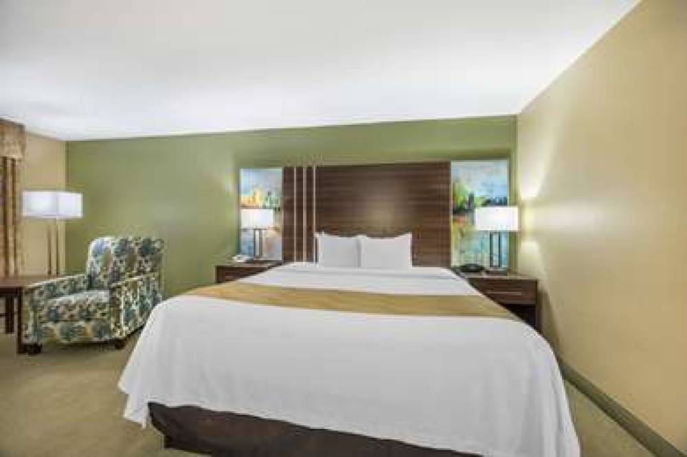 QUALITY INN PARIS 1