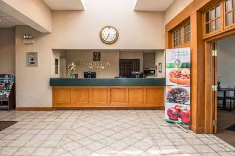 Quality Inn Pittsburgh Airport 5