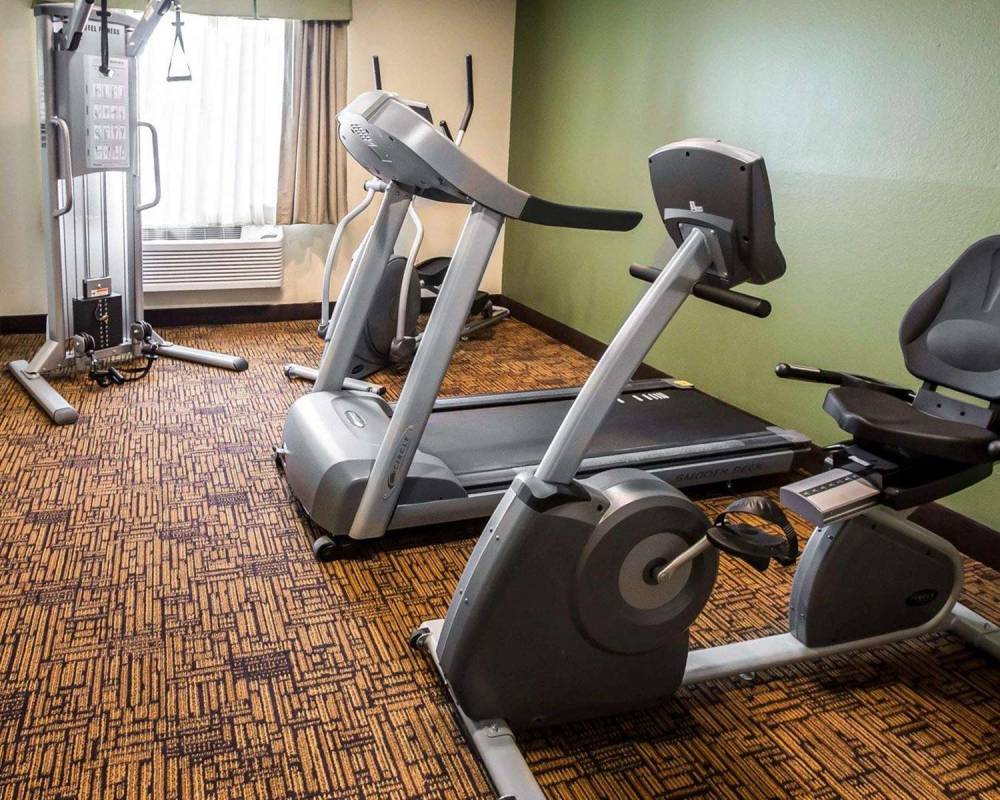 Quality Inn 9