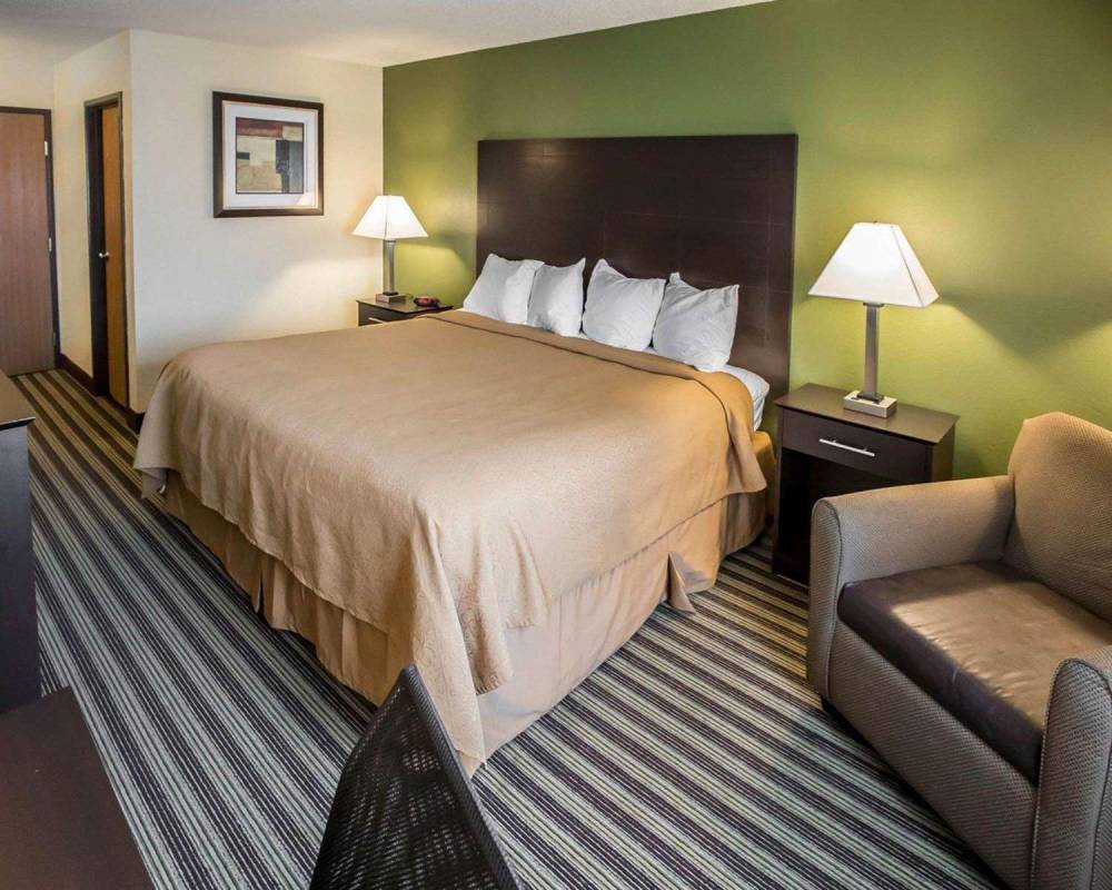 Quality Inn 3