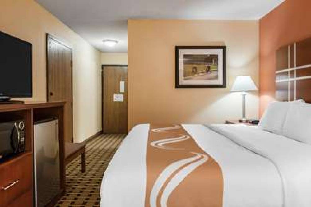 QUALITY INN 8