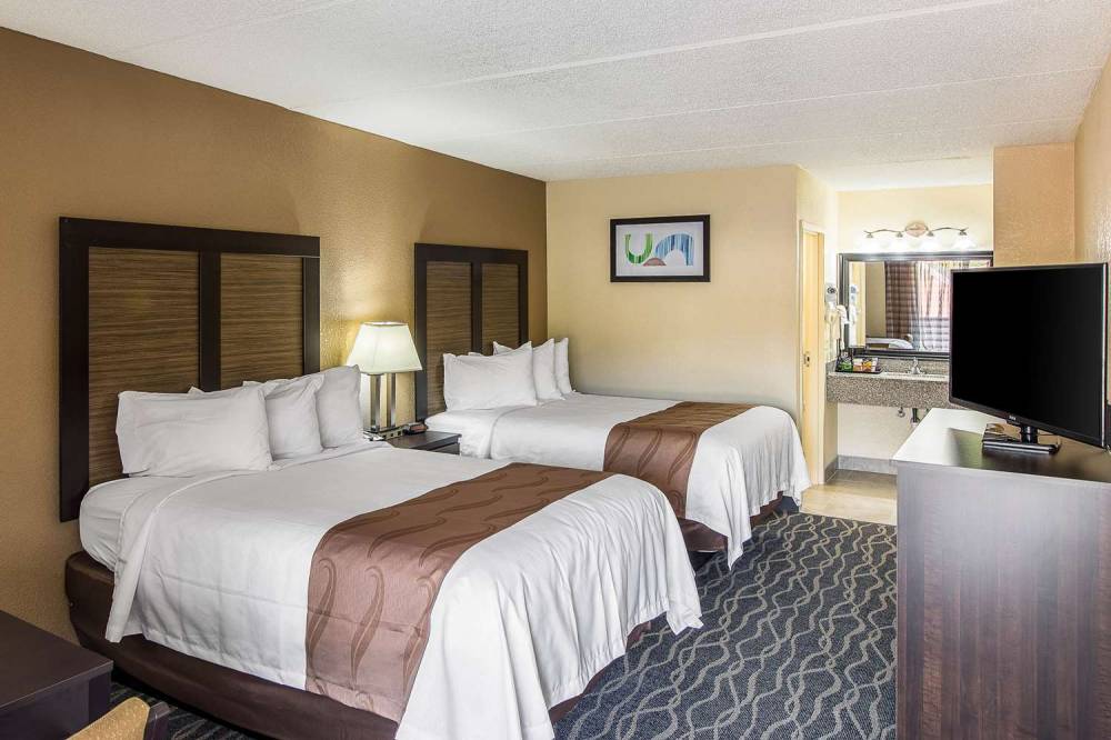 QUALITY INN 1